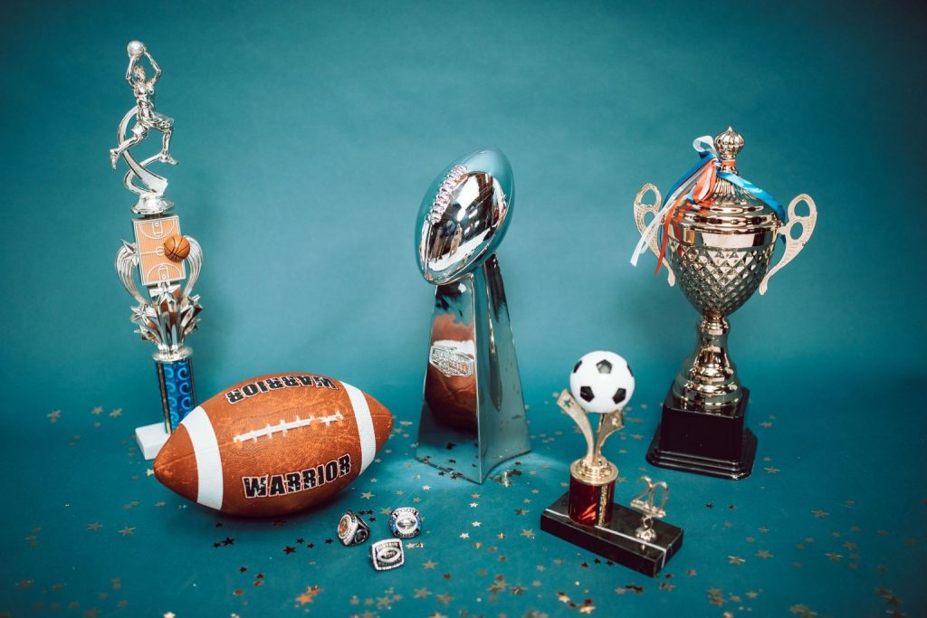 The Ultimate Guide to Recruiting and Retaining Elite Competitive Players